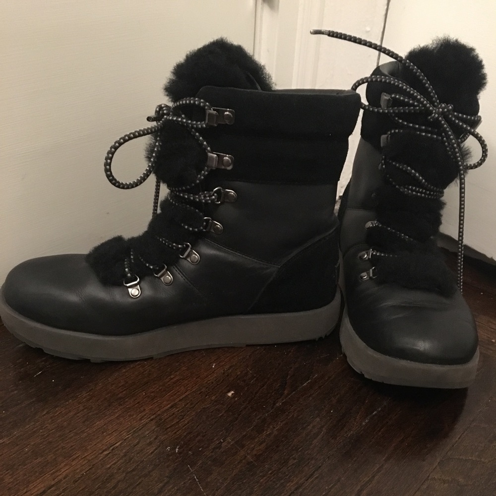 Ugg Viki Waterproof Snow Boots Size 10